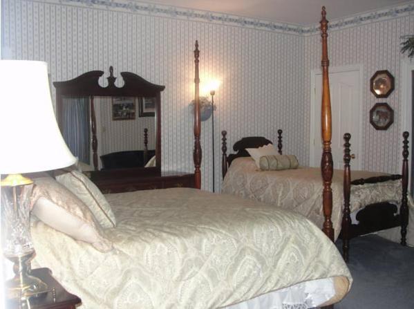 Rabbit Creek Bed & Breakfast Versailles Exterior photo
