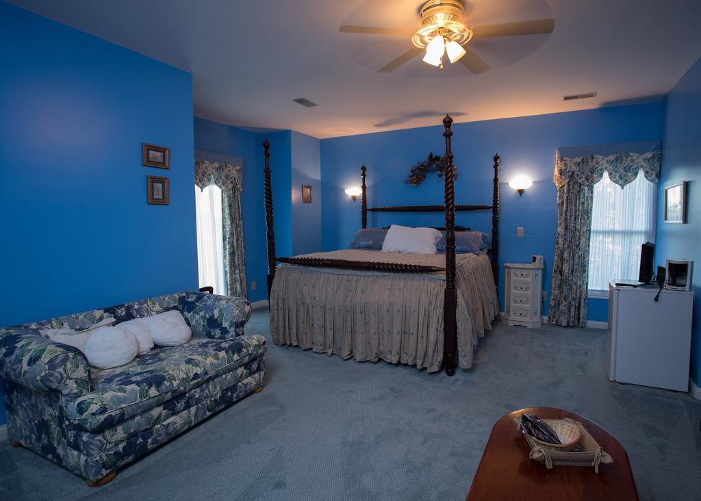Rabbit Creek Bed & Breakfast Versailles Exterior photo